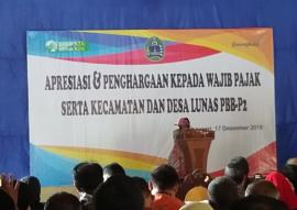 DESA TEGALREJO TERIMA PENGHARGAAN PELUNASAN PBB-P2 TAHUN 2019